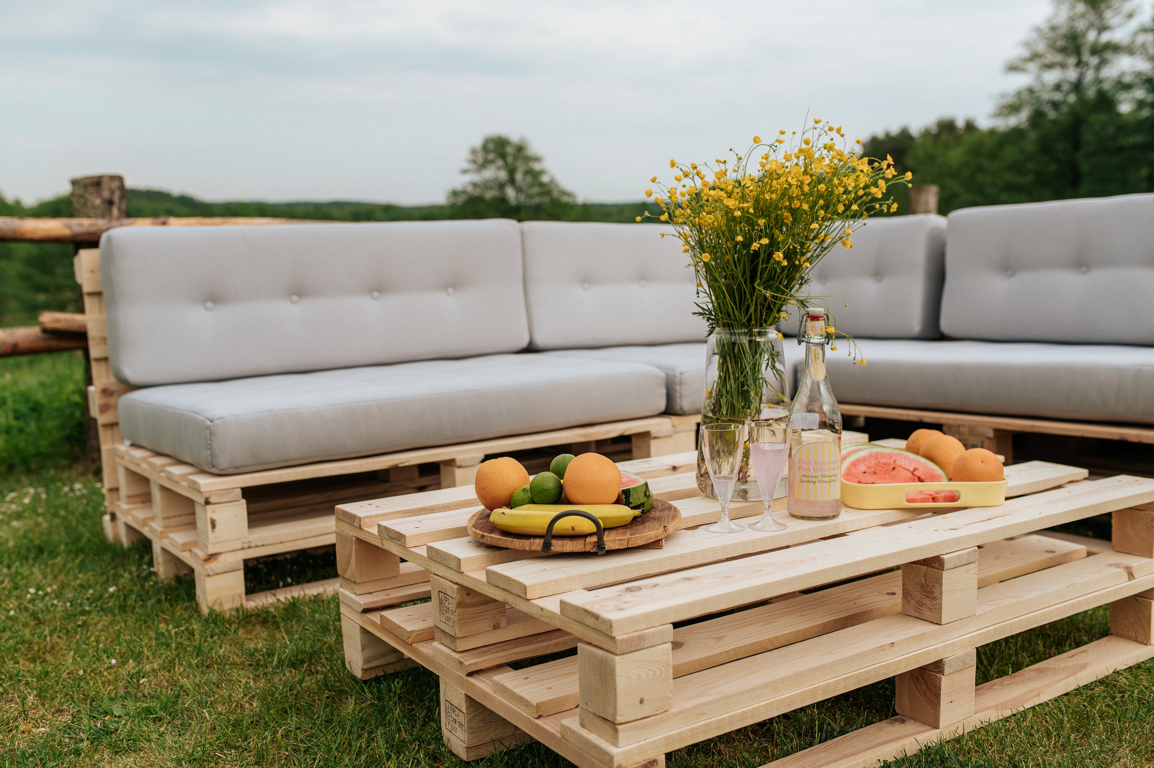 Poduszki na palety, sofy ogrodowe PFG