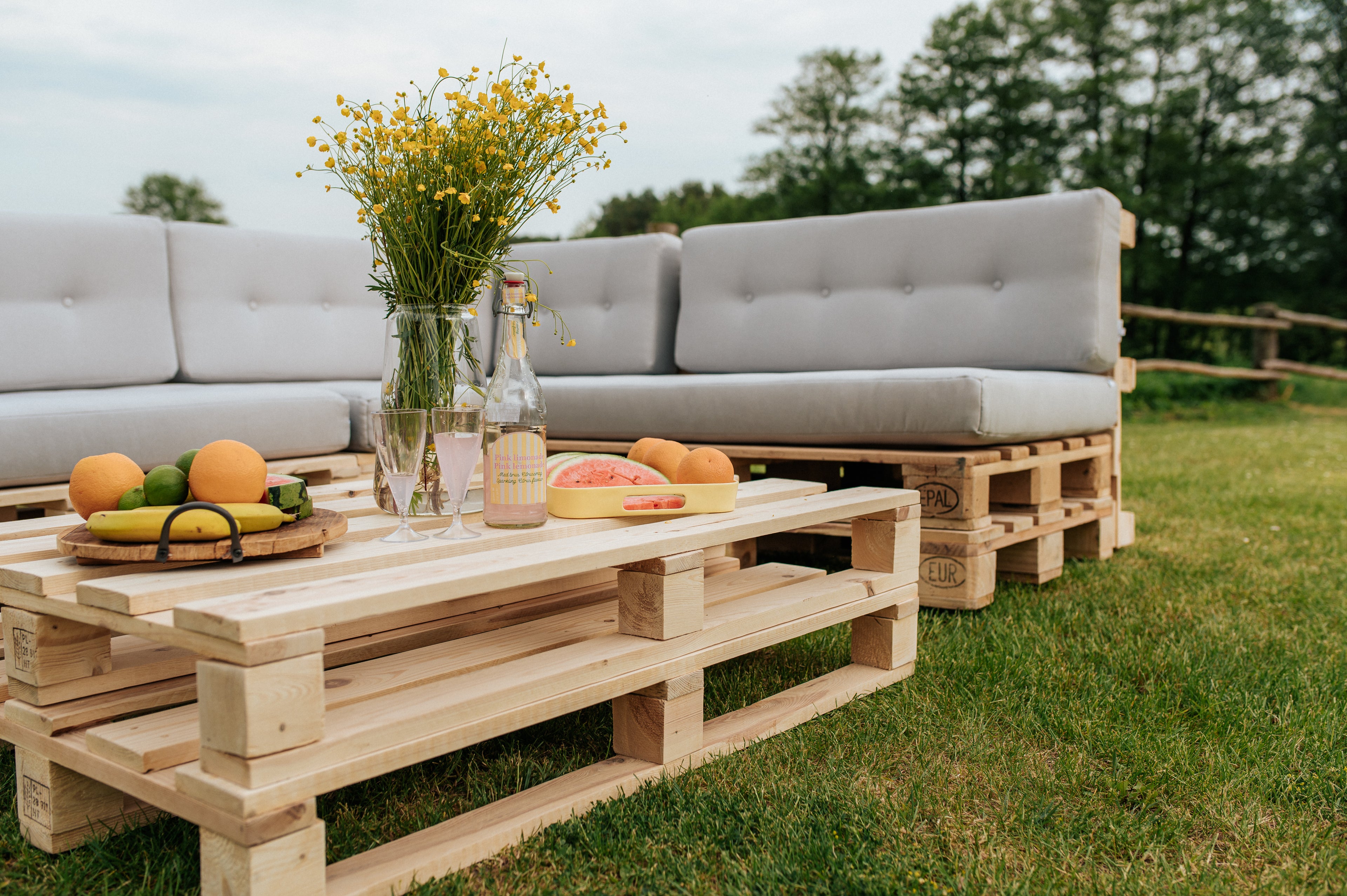 Poduszki na palety, sofy ogrodowe PFG