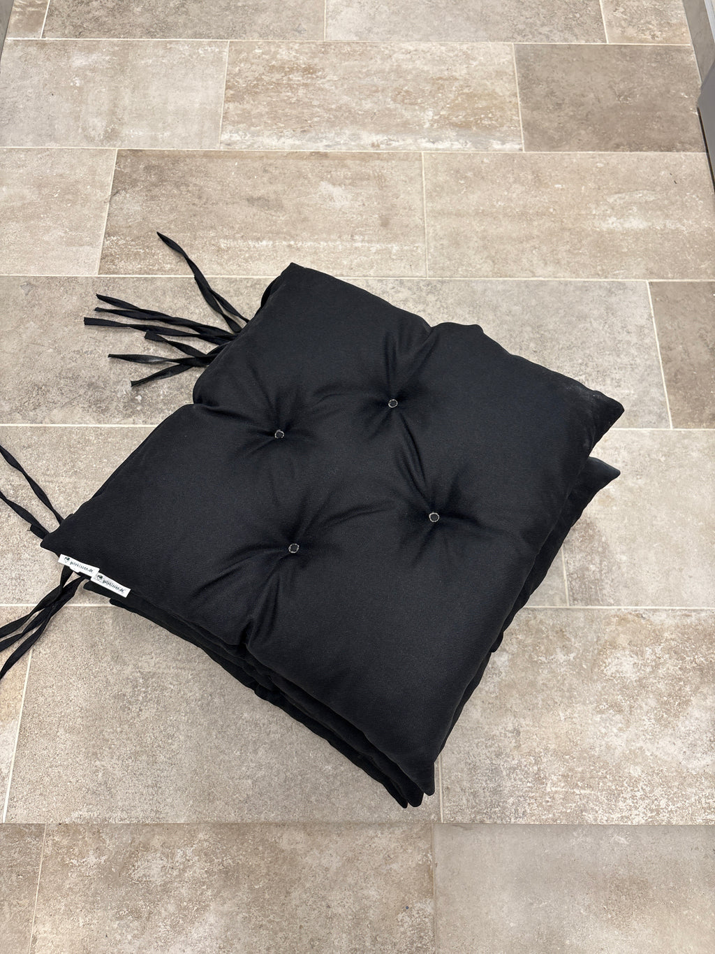 poduszki LS 50x50 czarne 4 sztuki -wyprzedaż