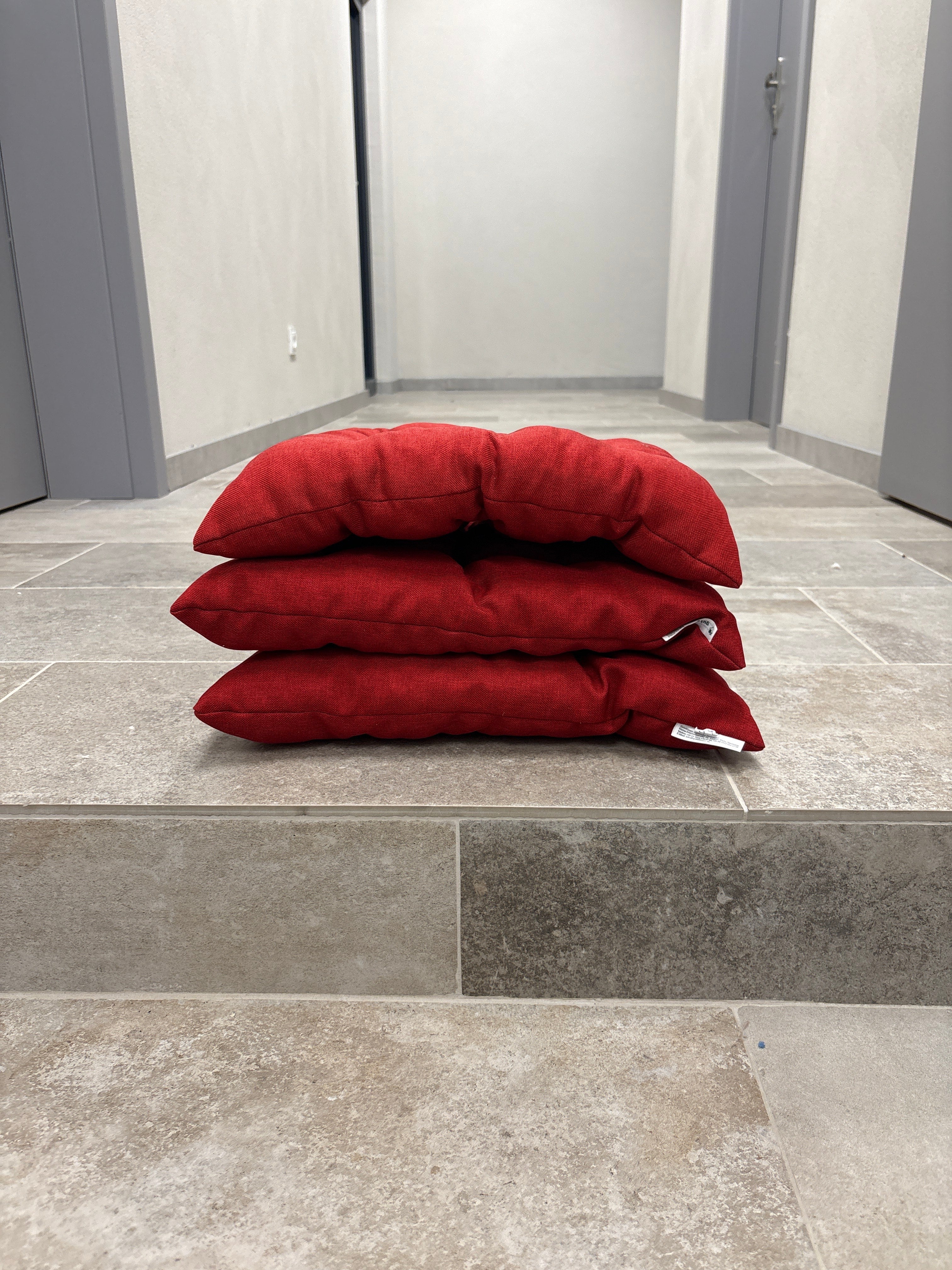 Poduszki 40x40 czerwone 3 sztuki-wyprzedaż