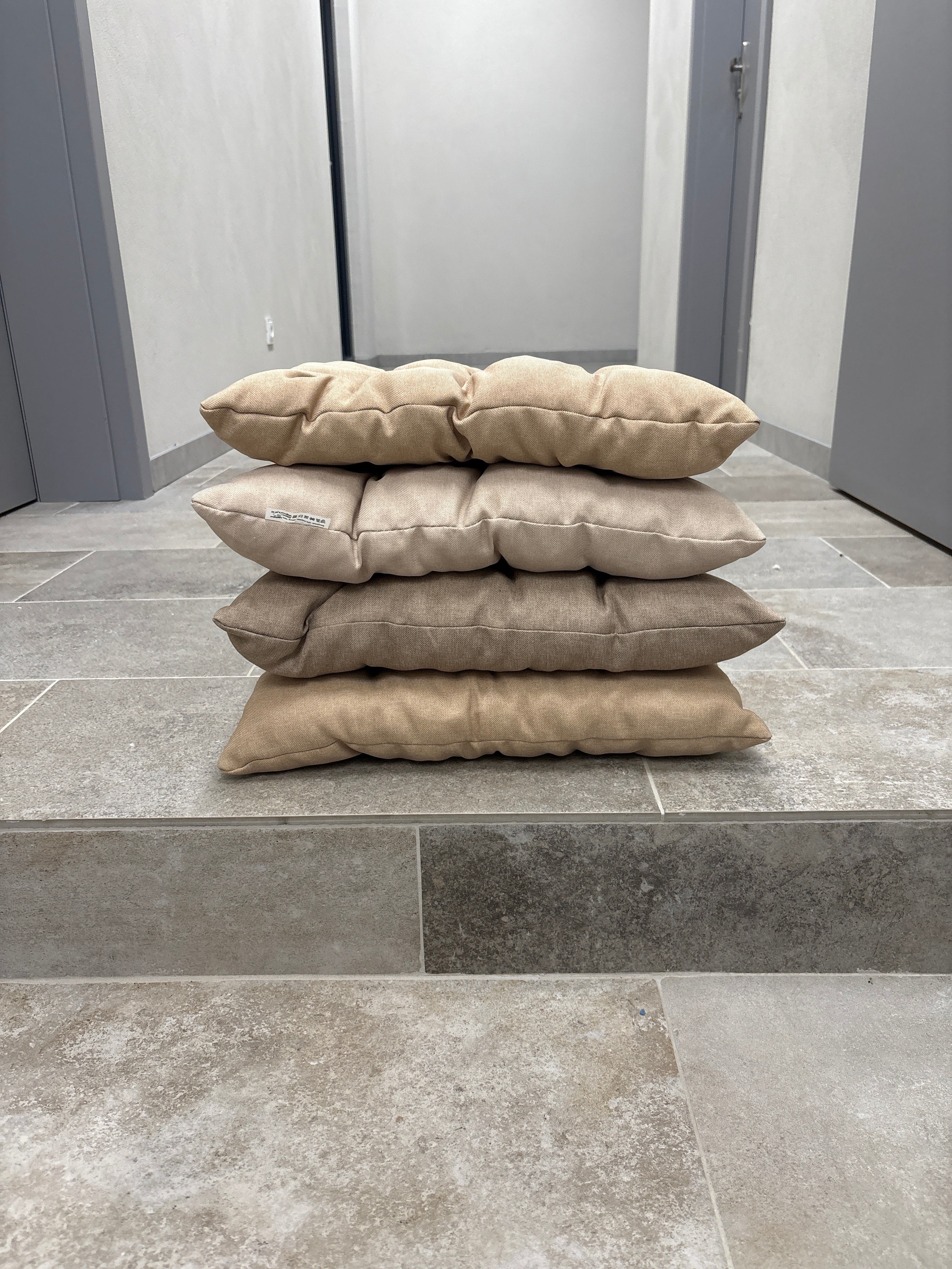 Poduszki 45x45 beżowe 4 sztuki -wyprzedaż